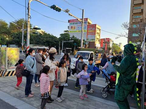 新營燈區聖誕園遊市集親子闖關歡樂互動