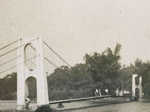 1969年再次重建吊橋，成為第三代吊橋