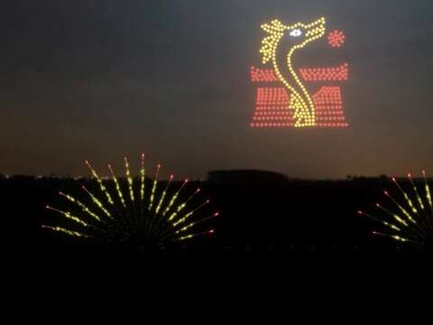 安平エリアの14会場における空中パフォーマンスが安平漁港の夜空を彩る ベスト鑑賞スポットはこちら 2