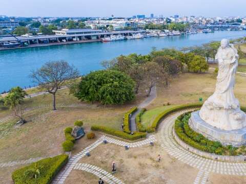 Anping Lantern Zone to Light up the Night Sky over Anping Fishing Harbor with 14 Aerial Displays 4