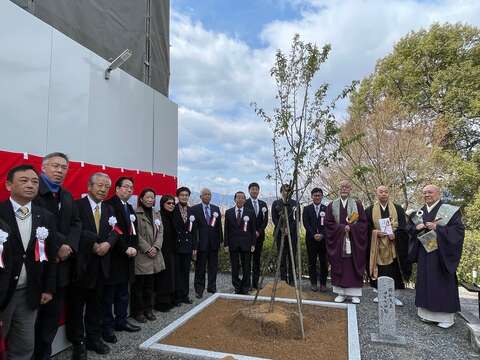 高台寺臺灣櫻植樹暨紀念碑揭幕活動大合照