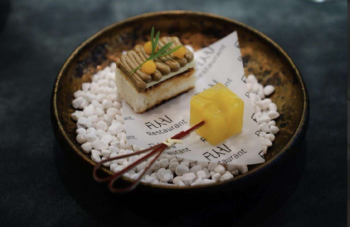 甜點「放縱」結合台南特產水果與南洋風味(FUKAI提供)