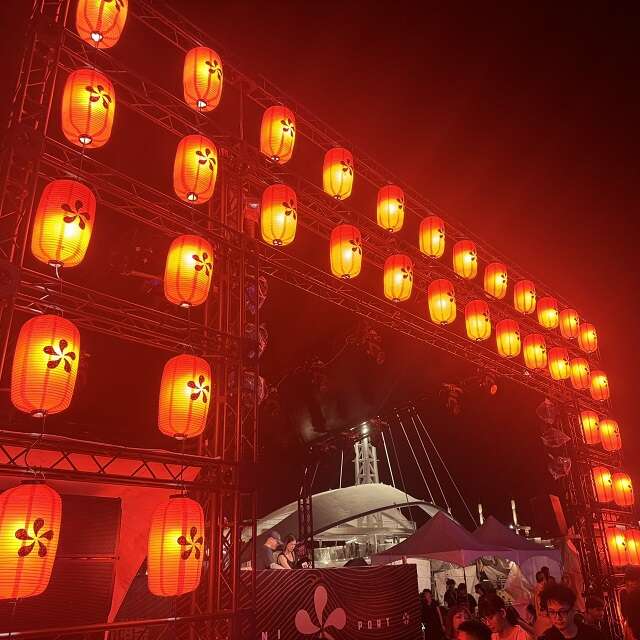 「臺南奇人帶路」系列報導23 神明指定,苑輝燈舖彩龍兆祥,第四代王睿誠玩諧音哏,讓手繪燈籠活起來