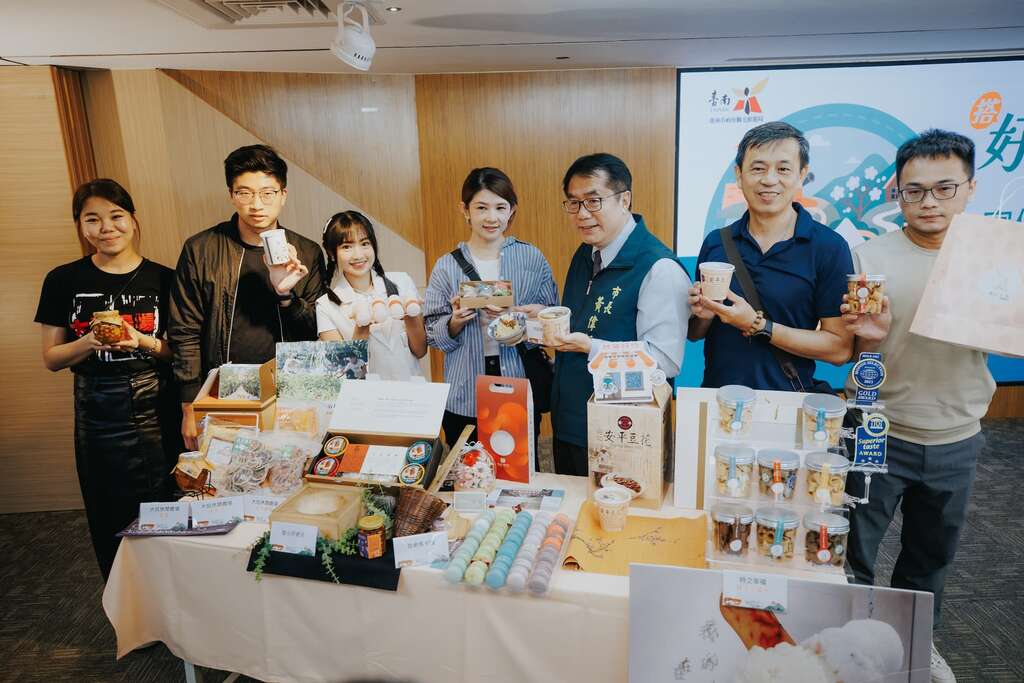「搭台灣好行 遊台南有夠好玩」主題體驗遊程 360個限量席次8/26開賣 帶你解鎖台南秋日風光