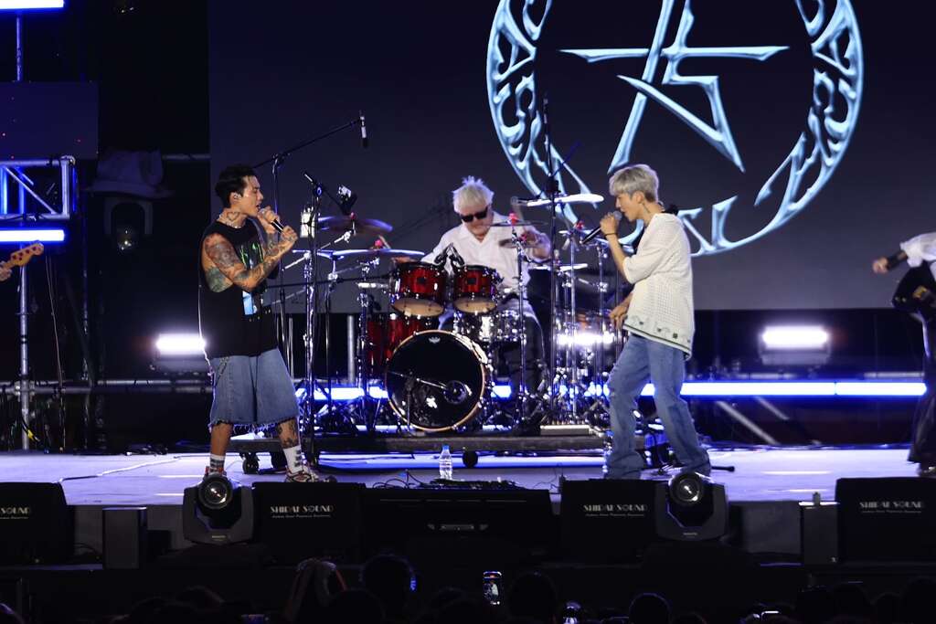 將軍吼登場 金曲樂團TRASH聯手韓流天王畢書盡獻獨家大彩蛋 活動首日破5萬2千人次 用音樂為臺南加油