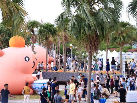 2025卡比胖拉-活动首日人潮