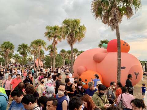 2025卡比胖拉-活动第二天人潮