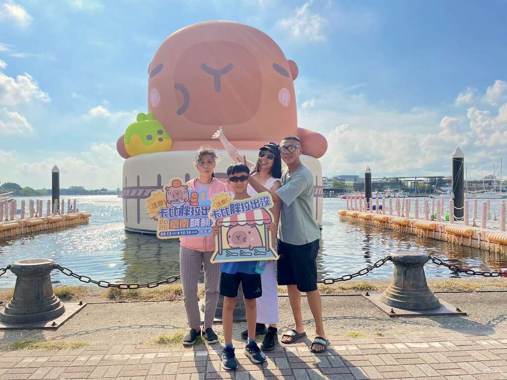 2025卡比胖拉出沒注意!臺南萌翻天 粉絲絡繹不絕 展期至10月19日 把握機會來萌拍一下