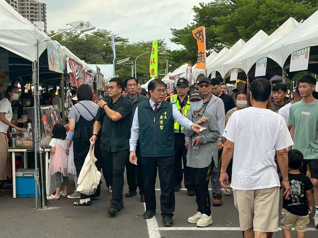 卡比胖拉魅力爆棚參觀人次逾20萬 因應颱風來襲 若安平地區預估風力達六級 將提前撤收以維安全