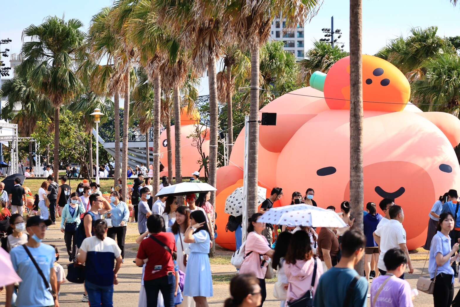 卡比胖拉吸引民眾暢遊安平