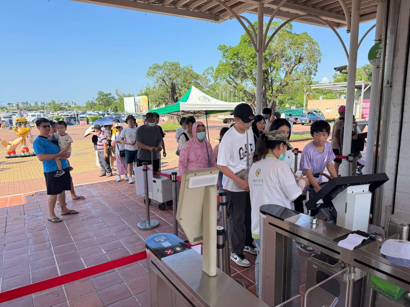 頑皮世界湧現親子人潮