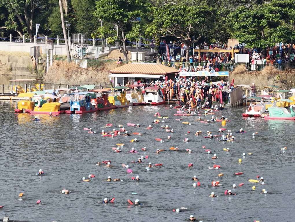 2025泳渡虎頭埤魚頭君領航，挑戰水陸雙鐵新體驗