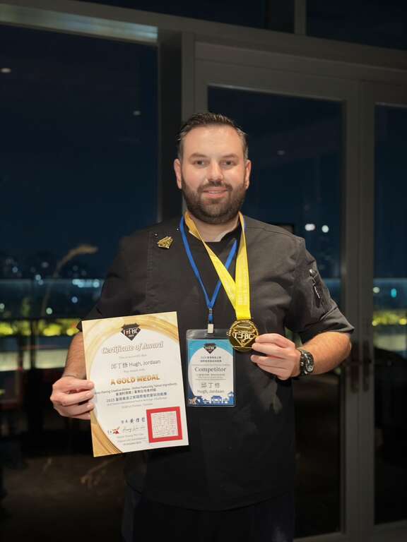 臺南味躍上國際舞台，「2025 TIFBC臺南美食之都國際餐飲藝術挑戰賽」完美落幕，在地選手勇奪大獎展現美食首都實力