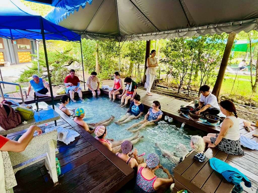 天冷泡湯正當時 全國冠軍首湯關子嶺+龜丹 雙泉暖身又暖心