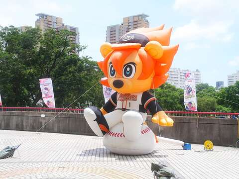 统一狮莱恩气偶装置(统一狮球团提供)