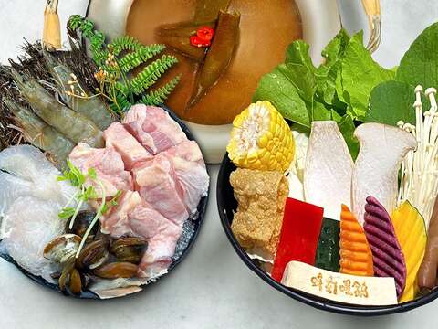 展区汇集多样暖胃料理,呈现丰富的冬季美食样貌。