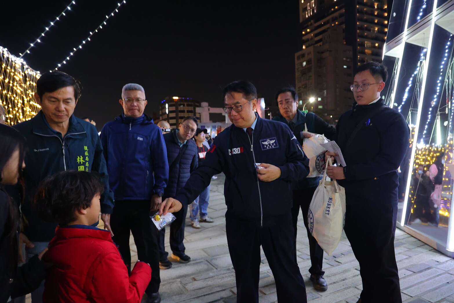 市長與現場民眾互動