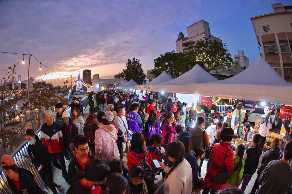 12月14日運河河樂燈區聖誕點燈 與市民共享佳節喜悅