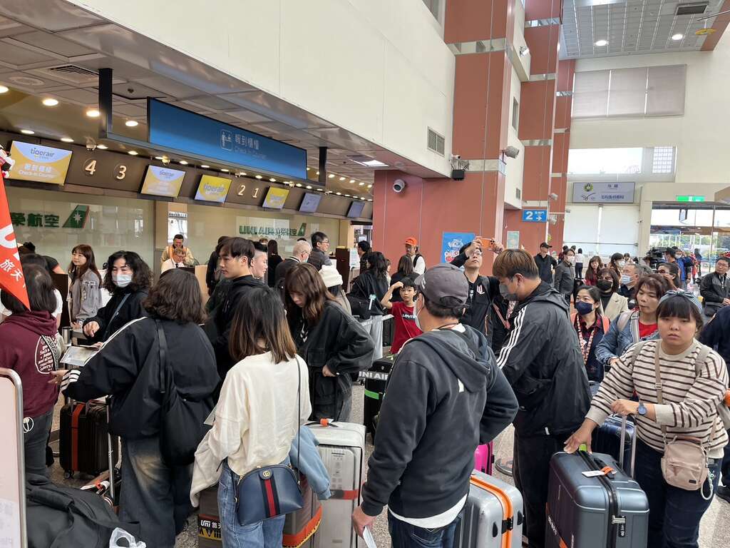 臺南與沖繩直航正式開啟 黃偉哲市長迎接首批旅客