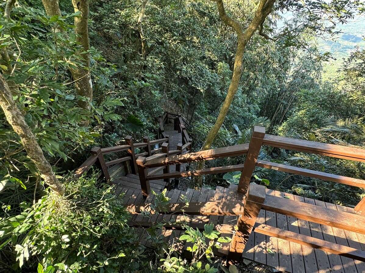 龍湖步道全線修繕完成