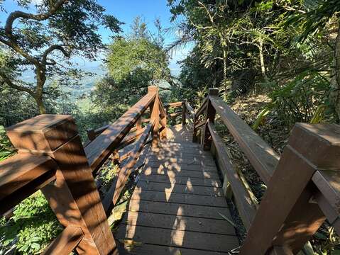 龙湖步道最顶点