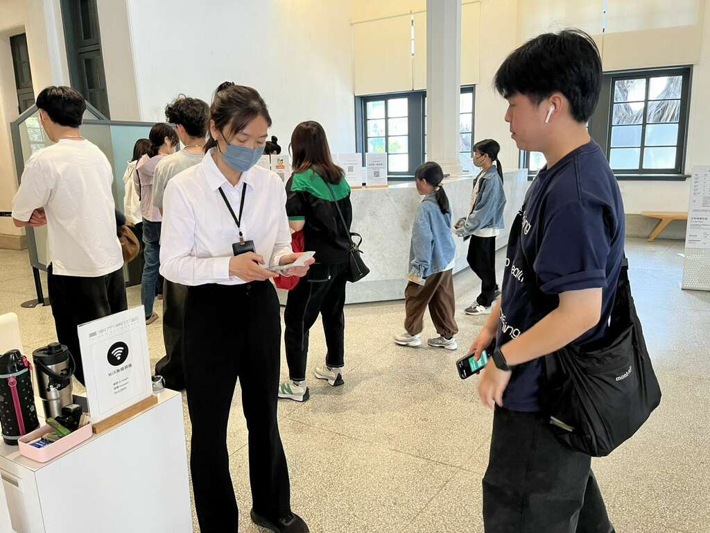 馬年迎春出遊臺南，連假首日湧人潮