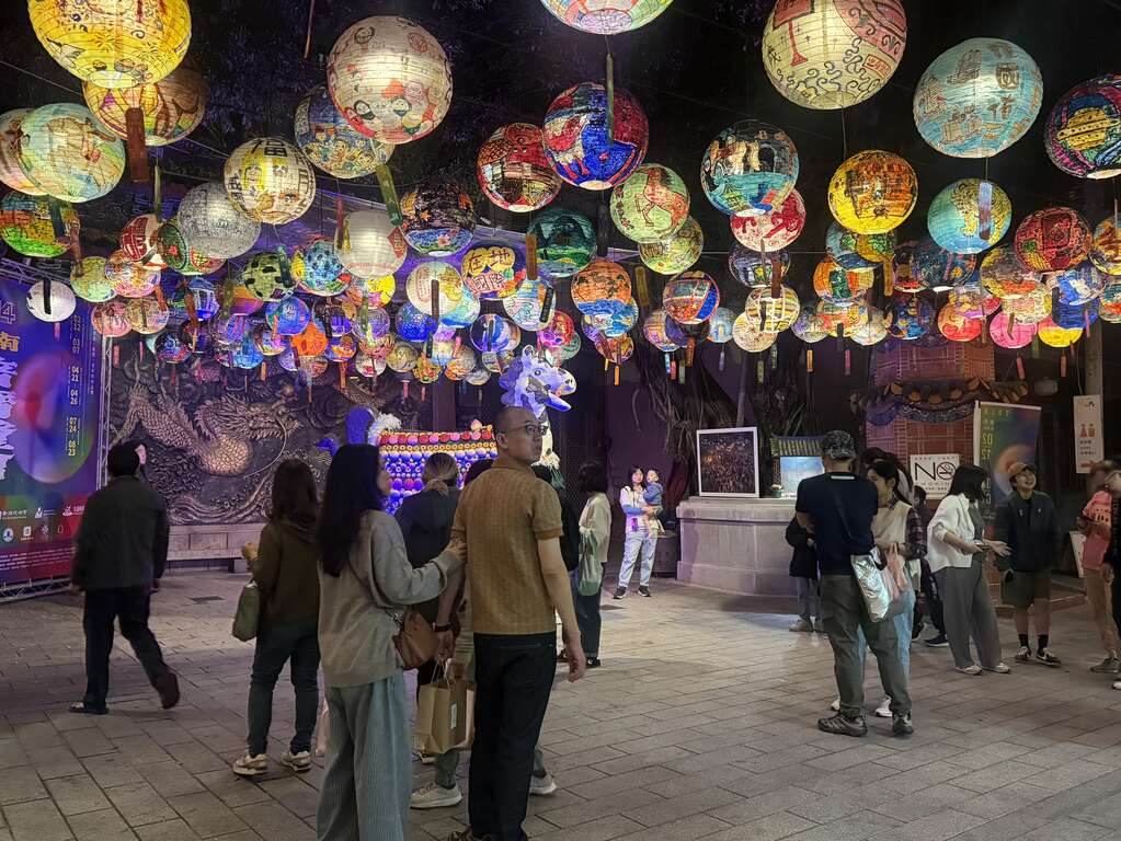 金馬伍吉迎春遊臺南 走春慢旅感受古都年味