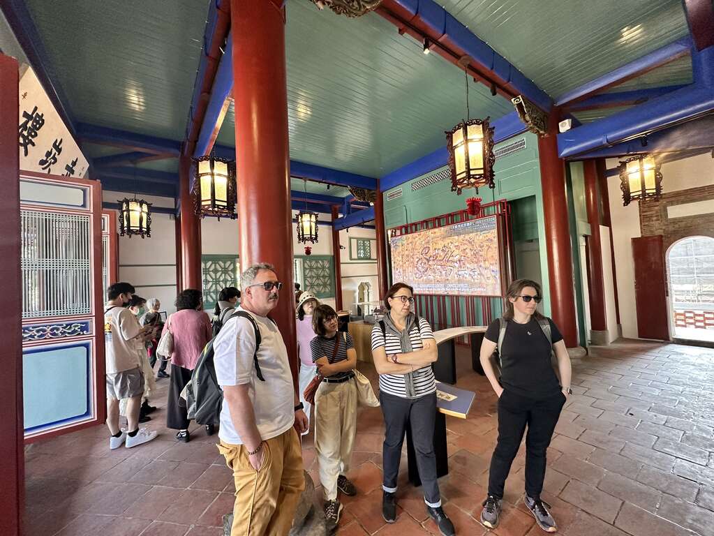 初一臺南廟宇祈福行春遊 「馬」上好運伍吉來