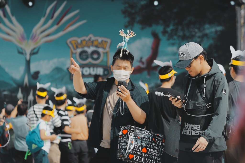 《Pokémon GO》熱潮席捲臺南 連續兩天累計12萬人次湧入 主題棲息地、AR拍照區、皮卡丘與伊布見面會 人氣超夯