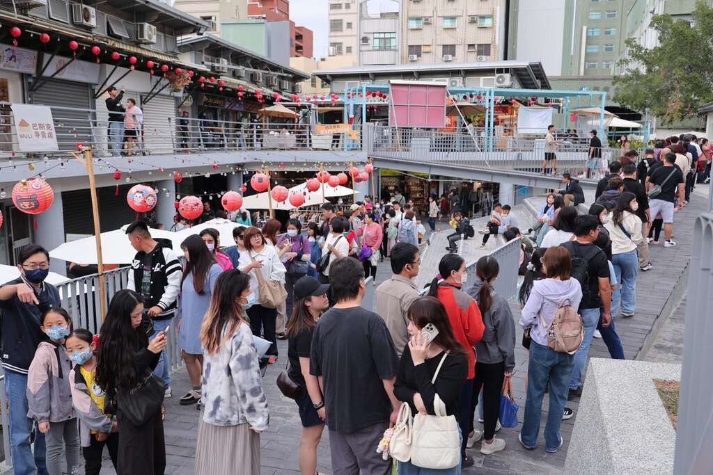 萌力衝擊！臺南「卡比胖拉」小提燈首日(2/27)人氣爆棚 2月28日還有一天 領燈攻略一次看