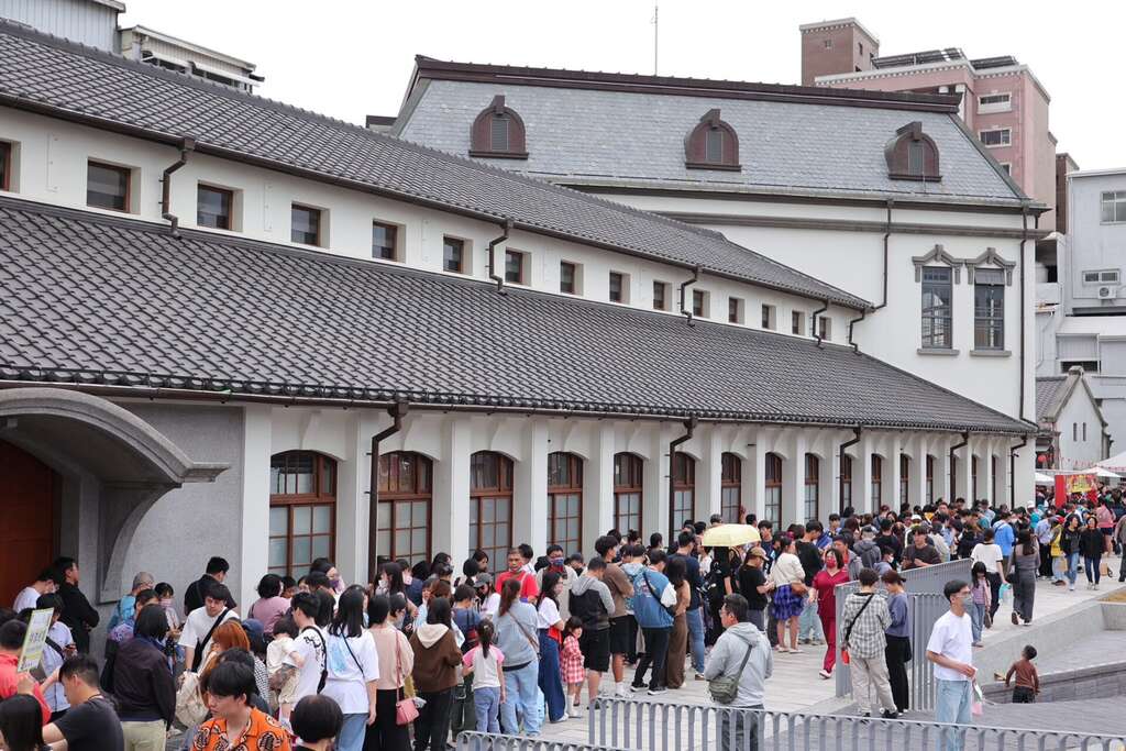 萌力衝擊！臺南「卡比胖拉」小提燈首日(2/27)人氣爆棚 2月28日還有一天 領燈攻略一次看