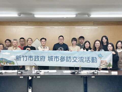 城市交流参访大合照