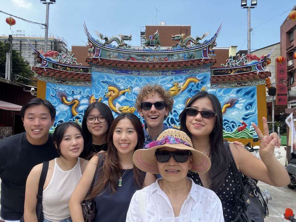 台南英語城市散步導覽服務 獲肯定 深耕國際旅客友善接待