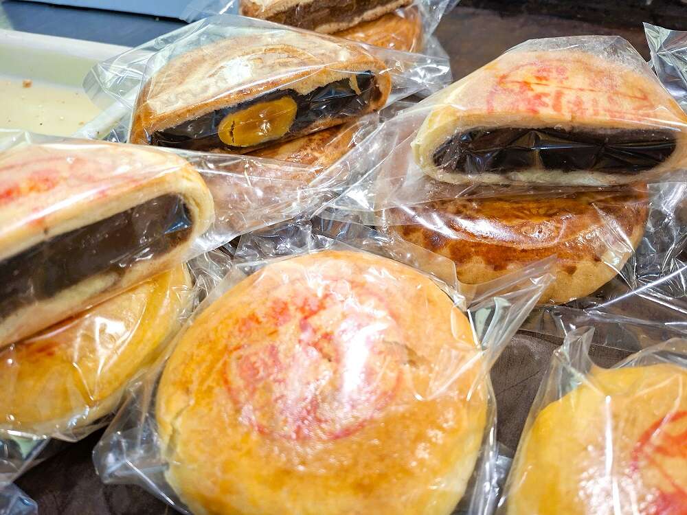 「鹹甜引路臺南味」百年時光揉捻餅香，「永南興餅舖」從批發轉戰零售，古早味傳遞情懷