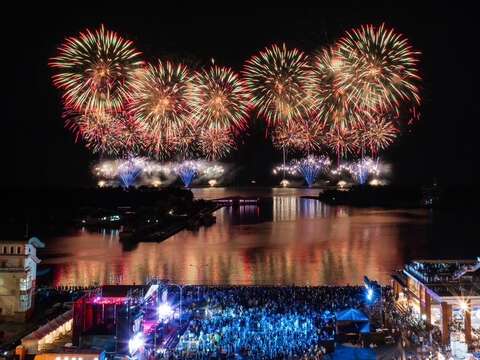 台南夏日音乐节将军吼_烟火秀(历史照片)