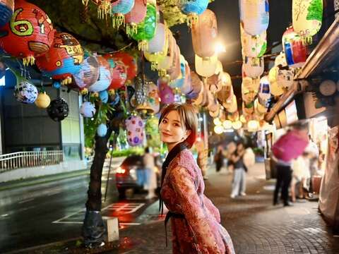 石井里奈体验台南特色街道