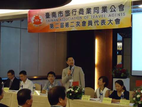 台南市旅行商业同业公会向会员宣导防疫措施