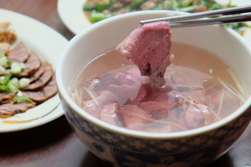 【巷弄X台南】清烫牛肉汤优惠限量抢购 每碗现省50元