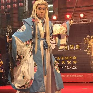 黃雅玲(宮羽優)扮演的角色香獨秀獲得第一名