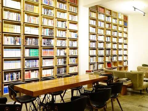 台南特色旅店-艸祭 Book inn