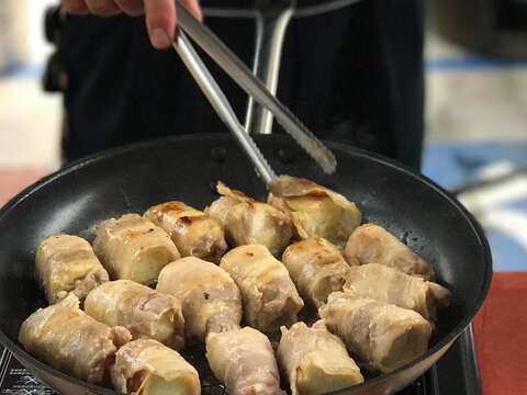 观旅局按季节推出不同主题，重新认识生活中的物产、食材，以及在地的人文风土