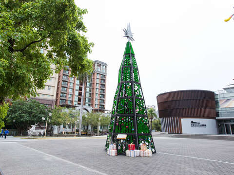 新營文化中心聖誕樹1