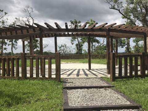 虎頭埤風景區及新化神社周邊環境景觀提升工程(五粒亭)