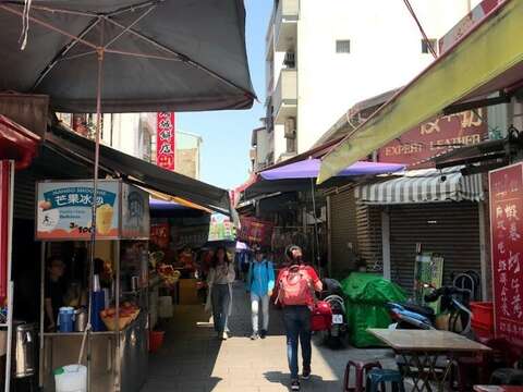 안핑라오제(安平老街, Old Street)