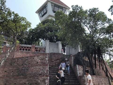 The observation platform