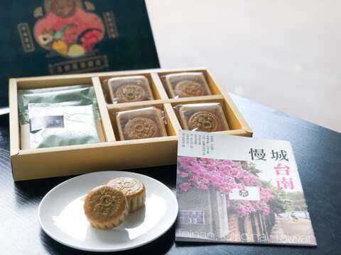 台南物产月饼礼盒