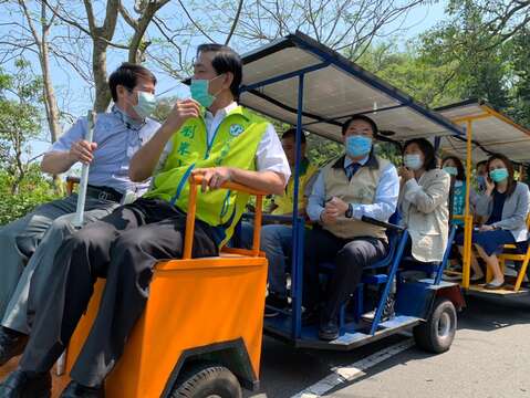 01市長搭遊園小火車