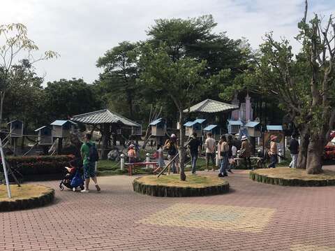 頑皮世界野生動物園成為小孩子親近動物的樂園