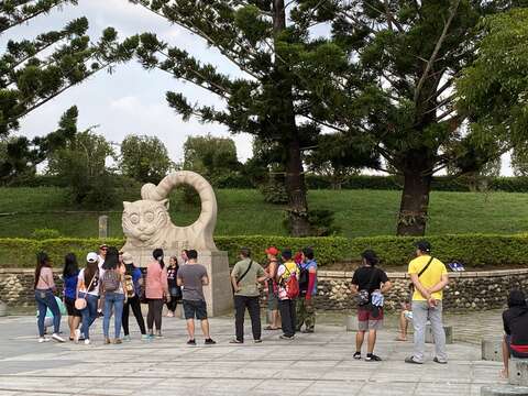 虎頭埤舉辦秋老虎優惠活動吸引眾多遊客入園