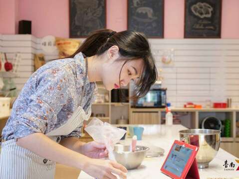 店内的器材都是统一由店家负责清洗，不用担心油脂洗不乾净的问题